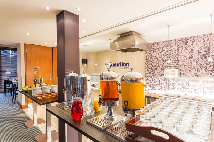 Imagen del bar/restaurante del Hotel Holiday Inn Cambridge, An Ihg. Foto 3