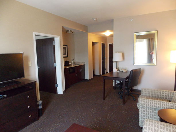 Imagen de la habitación del Hotel Holiday Inn Canton (belden Village). Foto 3