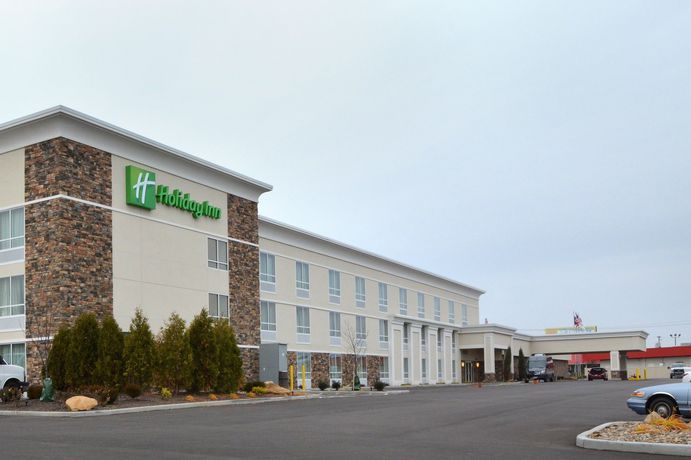 Imagen de los interiores del Hotel Holiday Inn Canton (belden Village). Foto 16