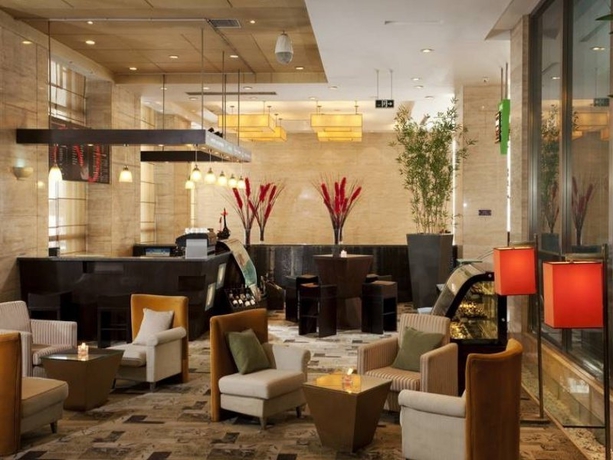 Imagen general del Hotel Holiday Inn Central Plaza Beijing. Foto 8