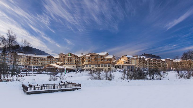 Imagen general del Hotel Holiday Inn Changbaishan Suites. Foto 2