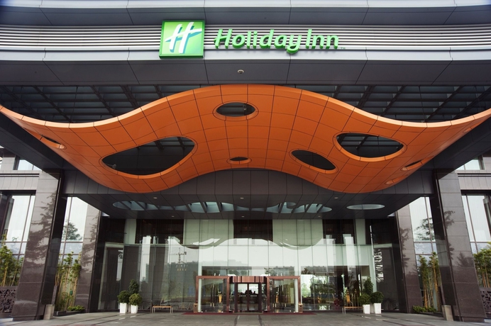 Imagen de los exteriores del Hotel Holiday Inn Changzhou Wujin, An Ihg. Foto 9