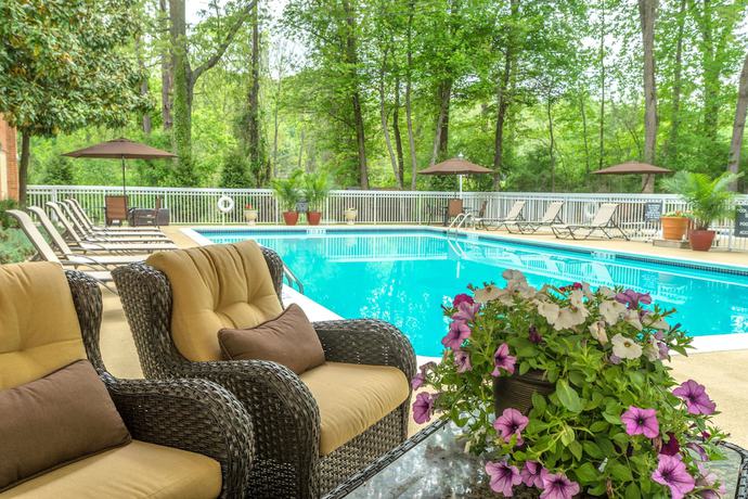 Imagen de la piscina del Hotel Holiday Inn Charlottesville-monticello, An Ihg. Foto 19
