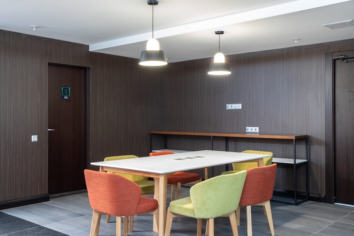 Imagen de los interiores del Hotel Holiday Inn Chelyabinsk, An Ihg. Foto 15