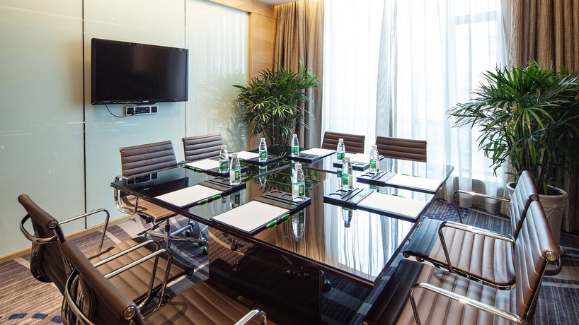 Imagen de los interiores del Hotel Holiday Inn Chengdu Oriental Plaza, An Ihg. Foto 13