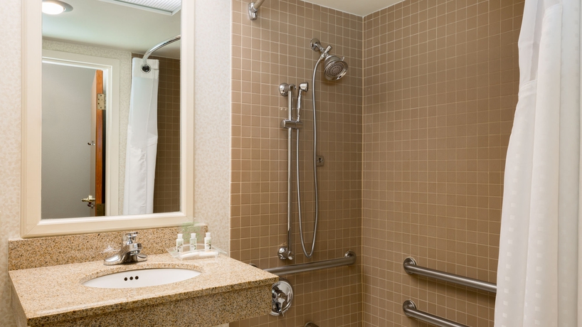 Imagen de la habitación del Hotel Holiday Inn Chicago Nw Crystal Lk Conv Ctr, An Ihg. Foto 4