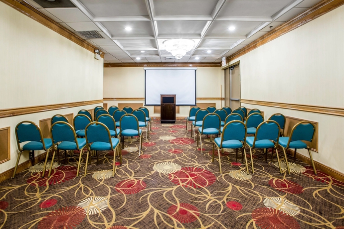 Imagen de los interiores del Hotel Holiday Inn Chicago &ndash; Midway Airport S, An Ihg. Foto 11