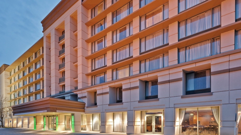 Imagen de los exteriores del Hotel Holiday Inn Chicago-oakbrook, An Ihg. Foto 15