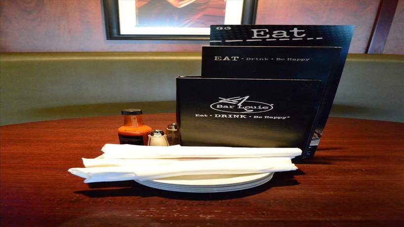 Imagen del bar/restaurante del Hotel Holiday Inn Chicago-oakbrook, An Ihg. Foto 3