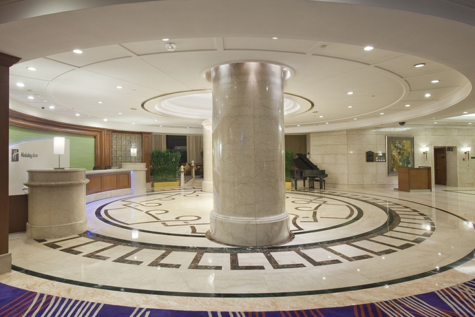 Imagen de los interiores del Hotel Holiday Inn City Center Shenyang. Foto 11