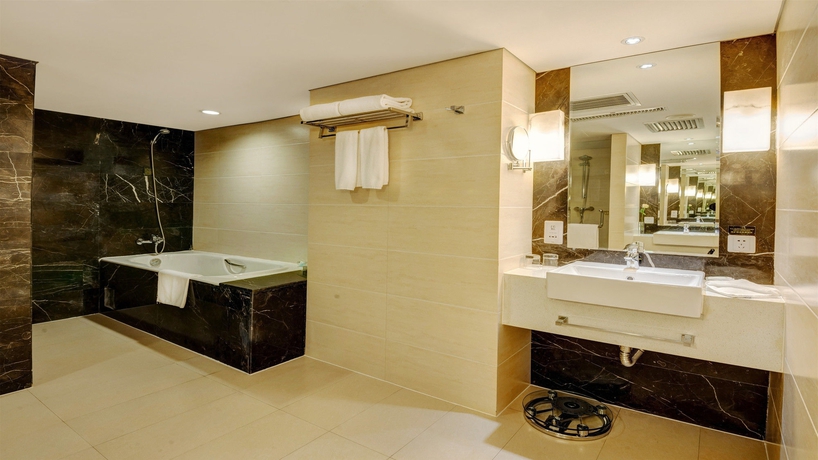 Imagen de la habitación del Hotel Holiday Inn City Centre Harbin. Foto 9