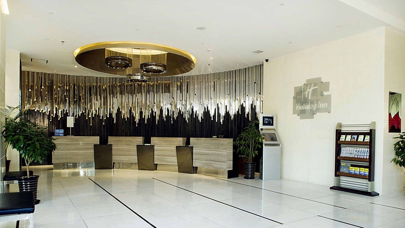 Imagen de los interiores del Hotel Holiday Inn City Centre Harbin. Foto 16