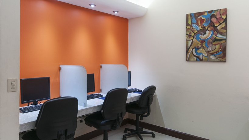 Imagen de los interiores del Hotel Holiday Inn Ciudad Del Carmen, An Ihg. Foto 8