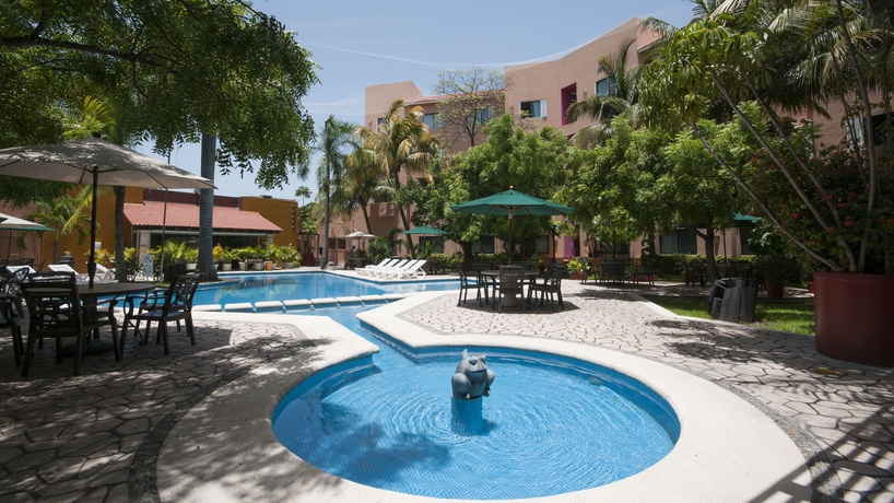 Imagen de la piscina del Hotel Holiday Inn Ciudad Del Carmen, An Ihg. Foto 16