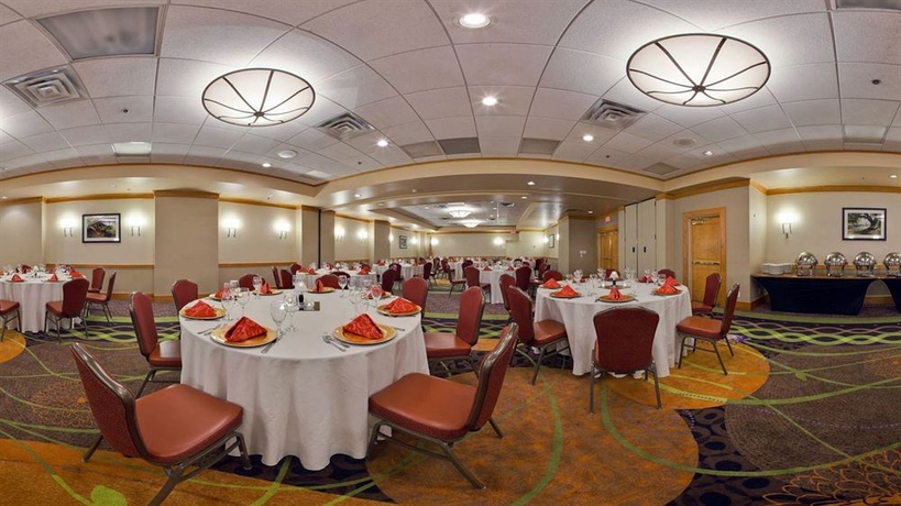 Imagen de los interiores del Hotel Holiday Inn Clark - Newark Area, An Ihg. Foto 9