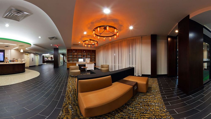 Imagen de los interiores del Hotel Holiday Inn Clark - Newark Area, An Ihg. Foto 14