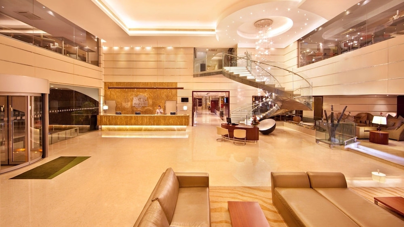 Imagen de los interiores del Hotel Holiday Inn Cochin, An Ihg. Foto 18