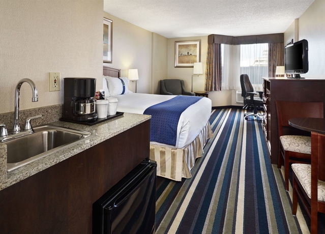 Imagen de la habitación del Hotel Holiday Inn Conference Center Edmonton South, An Ihg. Foto 9