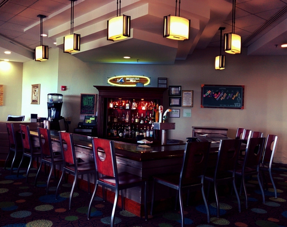 Imagen del bar/restaurante del Hotel Holiday Inn Corpus Christi Downtown Marina, An Ihg. Foto 5