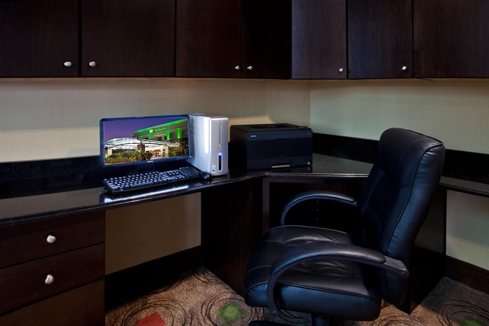 Imagen de los interiores del Hotel Holiday Inn Daytona Beach Lpga Boulevard, An Ihg. Foto 15