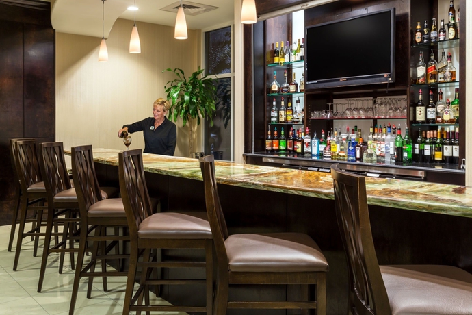 Imagen del bar/restaurante del Hotel Holiday Inn Daytona Beach Lpga Boulevard, An Ihg. Foto 5