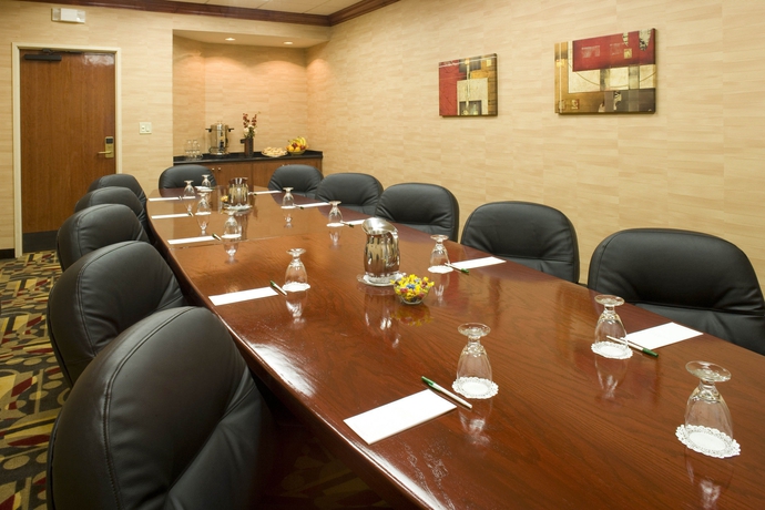 Imagen de los interiores del Hotel Holiday Inn Denver Lakewood, An Ihg. Foto 13