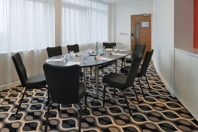 Imagen de los interiores del Hotel Holiday Inn Derby Riverlights, An Ihg. Foto 8