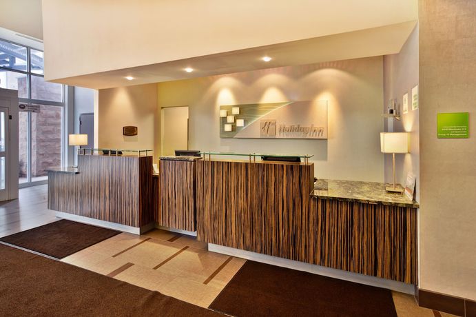 Imagen de los interiores del Hotel Holiday Inn Detroit Metro Airport, an IHG. Foto 15