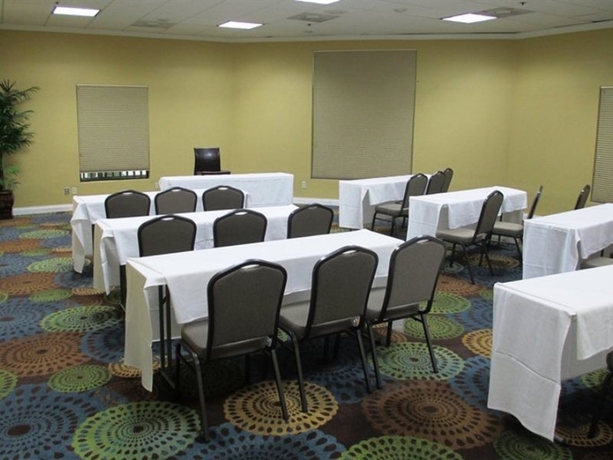 Imagen general del Hotel Holiday Inn Downtown Historic. Foto 9