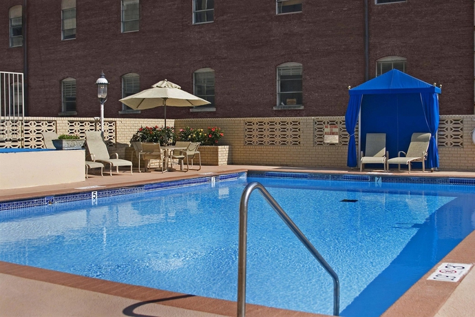 Imagen de la piscina del Hotel Holiday Inn Downtown Memphis, An Ihg. Foto 16