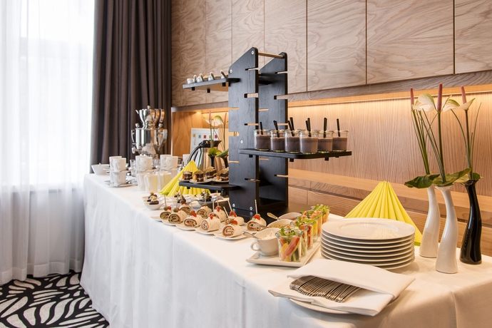 Imagen de los interiores del Hotel Holiday Inn Dresden - Am Zwinger, An Ihg. Foto 15