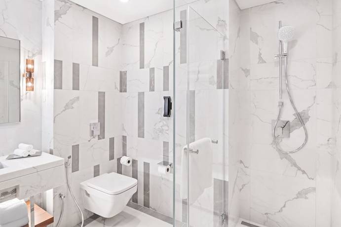 Imagen de la habitación del Hotel Holiday Inn Dubai Al-Maktoum Airport, an IHG Hotel. Foto 8