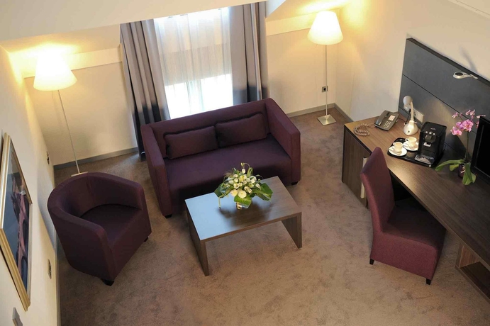 Imagen general del Hotel Holiday Inn Düsseldorf - Hafen, An Ihg. Foto 3