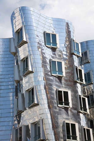 Imagen general del Hotel Holiday Inn Düsseldorf - Hafen, An Ihg. Foto 6