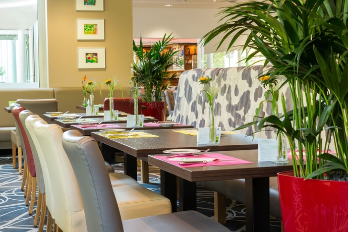 Imagen del bar/restaurante del Hotel Holiday Inn Düsseldorf - Neuss, An Ihg. Foto 6