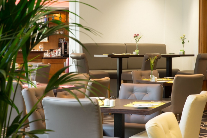 Imagen del bar/restaurante del Hotel Holiday Inn Düsseldorf - Neuss, An Ihg. Foto 7