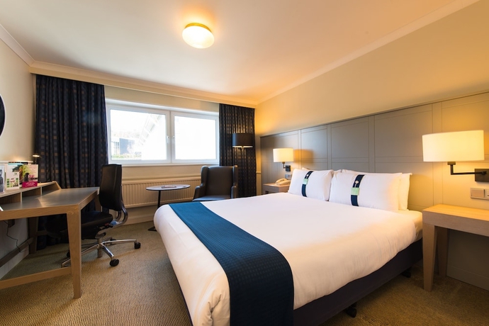 Imagen de la habitación del Hotel Holiday Inn Edinburgh Zoo by IHG. Foto 11