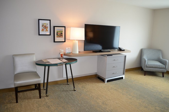 Imagen de la habitación del Hotel Holiday Inn Edmonton South - Evario Events. Foto 7
