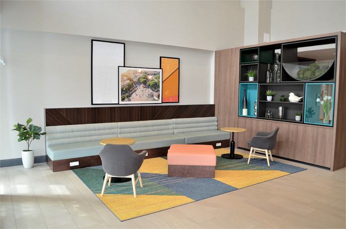 Imagen de los interiores del Hotel Holiday Inn Edmonton South - Evario Events. Foto 15