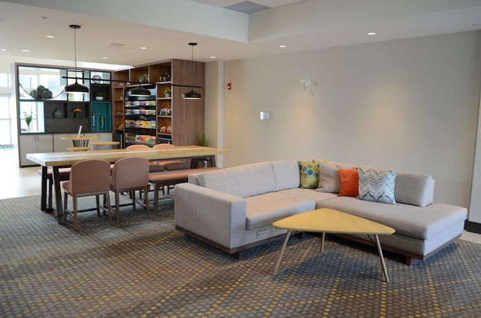 Imagen de los interiores del Hotel Holiday Inn Edmonton South - Evario Events. Foto 20