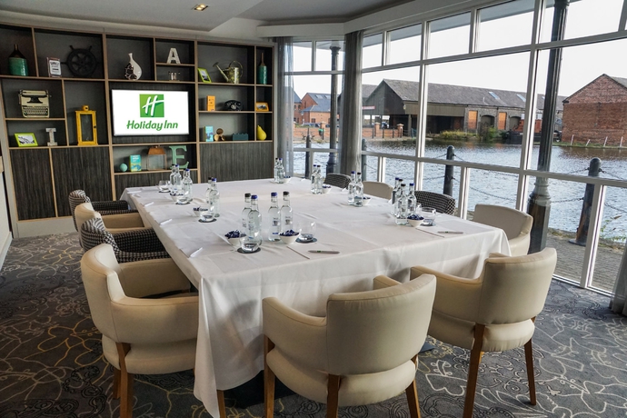 Imagen de los interiores del Hotel Holiday Inn Ellesmere Port, An Ihg. Foto 12
