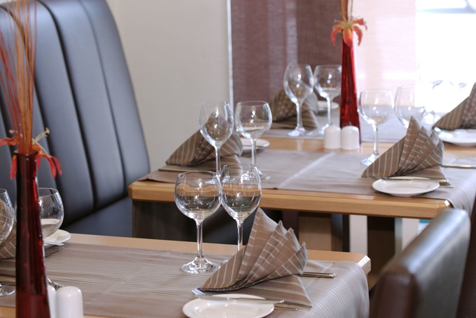 Imagen del bar/restaurante del Hotel Holiday Inn Essen - City Centre, An Ihg. Foto 4