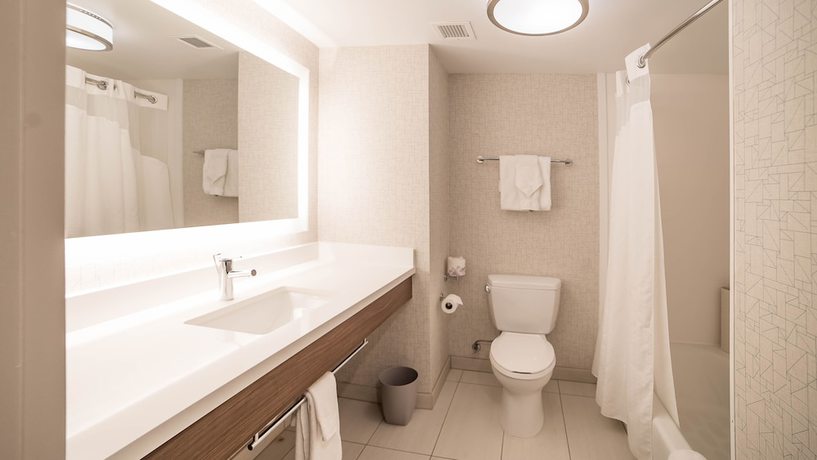 Imagen de la habitación del Hotel Holiday Inn Ex Ste Porterville, An Ihg. Foto 7