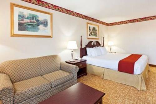 Imagen de la habitación del Hotel Holiday Inn Exp Winston Salem, An Ihg. Foto 6