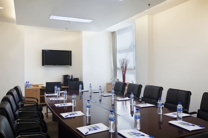 Imagen de los interiores del Hotel Holiday Inn Exp Wujiaochang, An Ihg. Foto 7