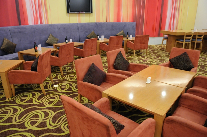 Imagen del bar/restaurante del Hotel Holiday Inn Exp Wujiaochang, An Ihg. Foto 3