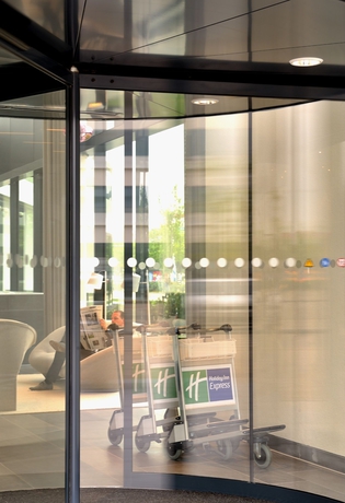 Imagen de los exteriores del Hotel Holiday Inn Express Ámsterdam - Arena Towers. Foto 10