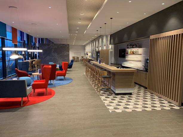 Imagen de los interiores del Hotel Holiday Inn Express Aarburg - Oftringen, an IHG. Foto 16