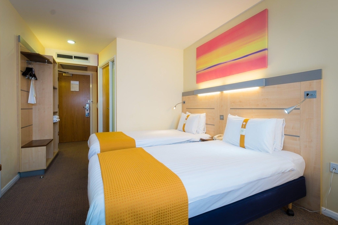 Imagen de la habitación del Hotel Holiday Inn Express Aberdeen - Bridge of Don. Foto 12