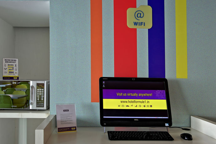Imagen de los interiores del Hotel Holiday Inn Express Ahmdabad Prahlad Nagar, An Ihg. Foto 11
